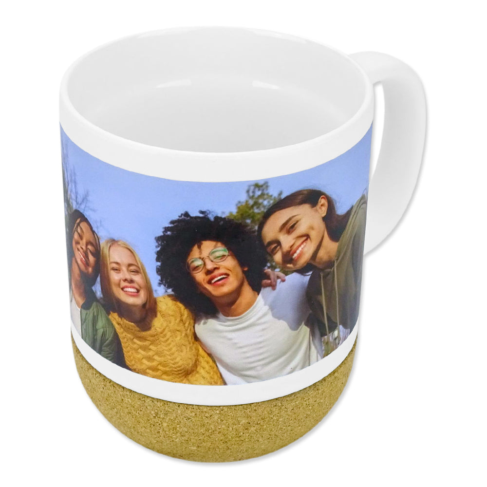 Tasse mit Korkboden und Deckel