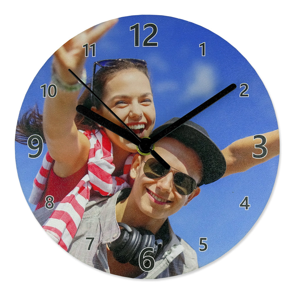 runde Wanduhr mit Foto bedrucken als personalisiertes Geschenk